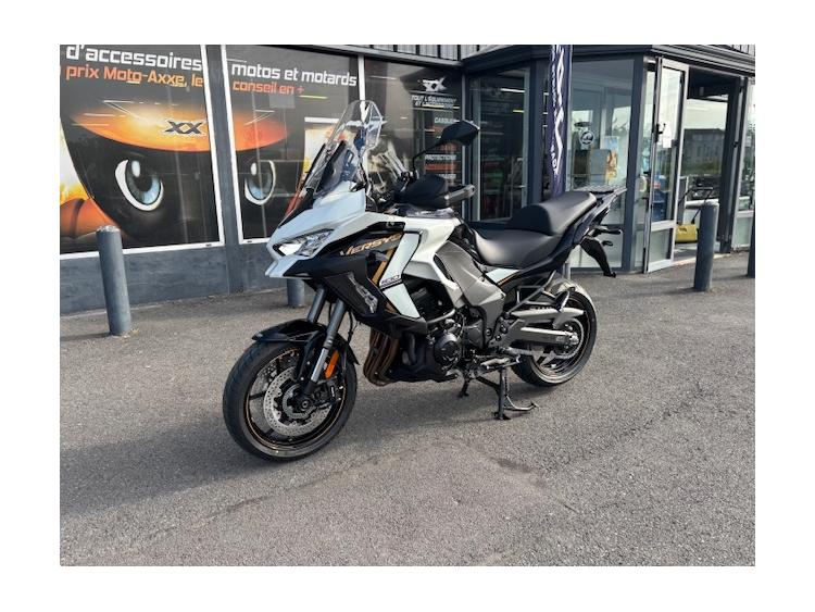 KAWASAKI VERSYS 1100 SE Grand Tourer