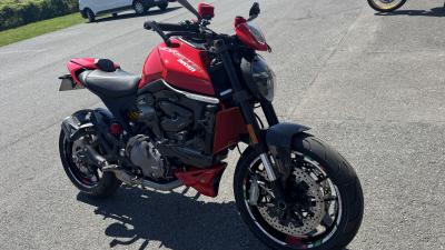 DUCATI MONSTER 937