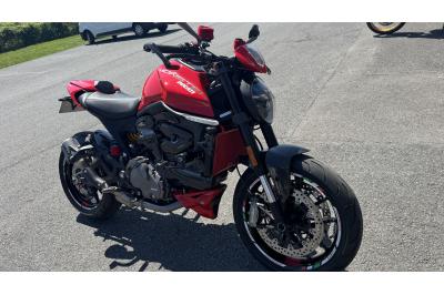 DUCATI MONSTER 937
