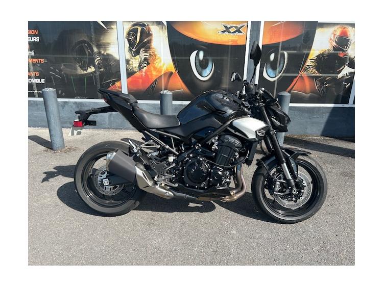KAWASAKI Z 900