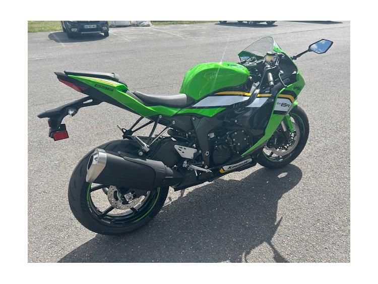 KAWASAKI ZX-6R 636